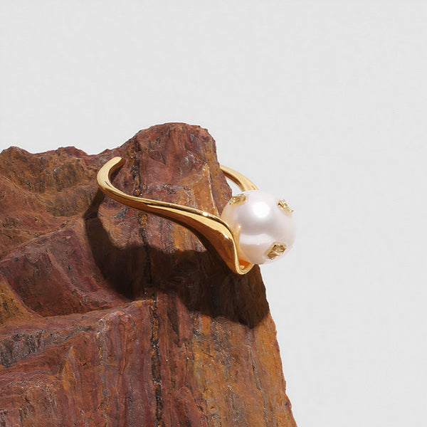 Ava Ring